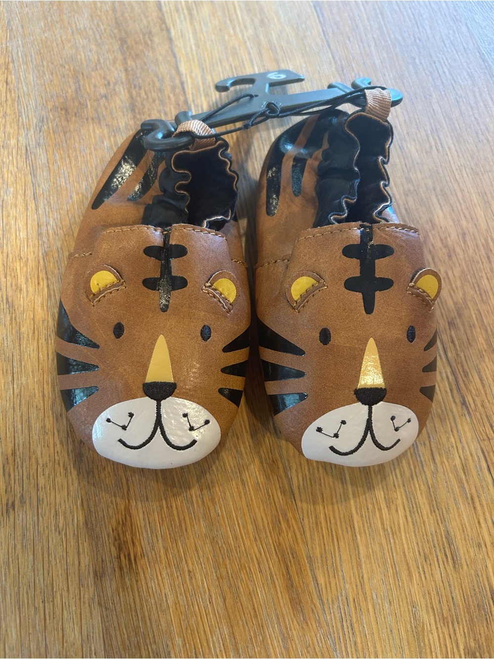 wonder nation Brown Tiger Face Baby Shoes